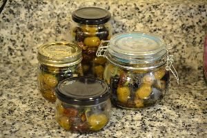 Gift of Roasted Olives_small