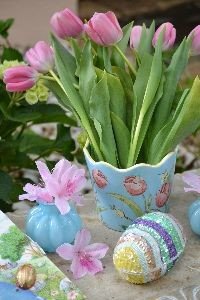 Happy Easter tulips_small