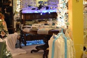 Our dining room Christmas table and atmosphere_small
