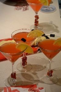 The naughty and nice cocktail_small