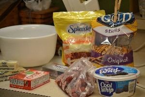 ingredients for the pretzel jello salad_small