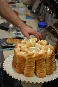 making the cake_small
