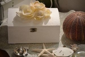rose chest_small