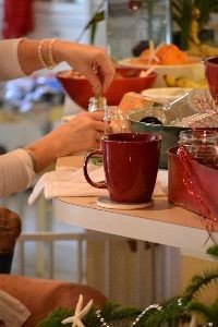 working on edible gifts for Christmas_small