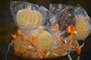 Chocolate pumpkins_small