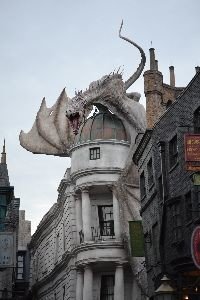 Diagon Alley Dragon_small