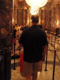 Gordon at Gringotts_small