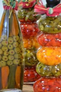 peppers olives and vinegar_small