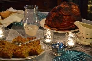 Dressing Ham rolls and giblet gravy_small