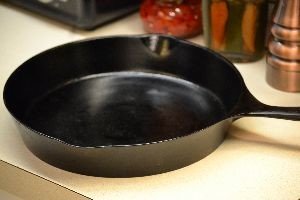 Grandmother Keiths cast iron skillet_small