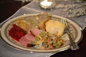 Julies Christmas Dinner plate 2015_small