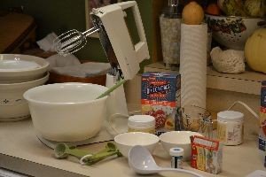 Making the Royal Icing_small