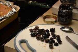 black olives make black eyes_small