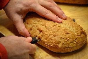 cut bread in half_small