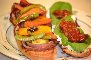 sundried tomatoes on the right_small