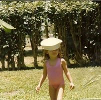Veronica in Honolulu_small