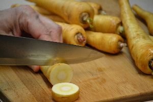 chopping the parsnips_small