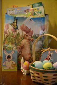 some of Veronicas old Easter stuff from her childhood_small