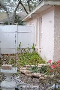 Gordon building the side retaining wall landscaping_small