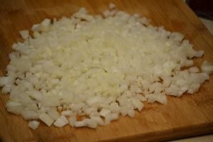 chop the onions very finely_small