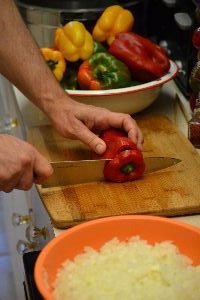 chopping the bell peppers_small