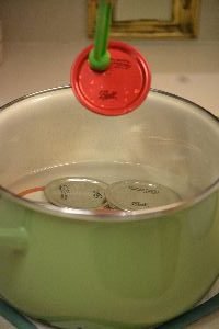 remove the lid from the water_small