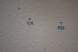the marks on the wall for the drill_small