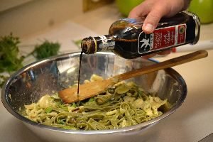 adding some balsamic vinegar to the pastas_small