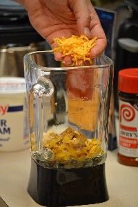 1-adding-some-sharp-cheddar-cheese_small