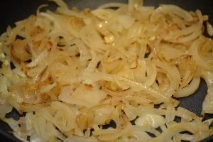 1-sauteeing-the-onions-1_small