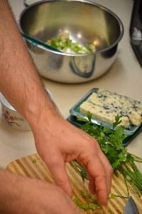 2-gordon-making-the-dipping-sauce_small