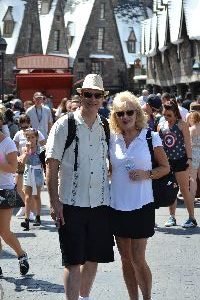 Gordon and Julie playing tourist_small