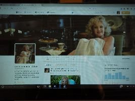 twitter-julie-barefoot_small