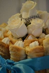 roses and cream horns_small