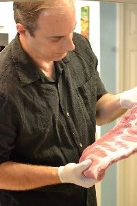 Gordon making great ribs_small