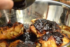 49-dump-the-rest-of-the-sauce-over-the-chicken_small