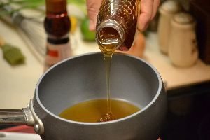 5-honey-in-a-pot_small