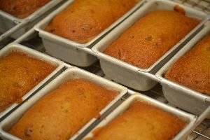 23 beautiful pumpkin bread done_small