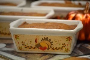 31 Thanksgiving Day pumpkin bread dessert_small