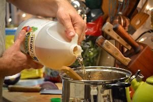 10 adding the apple cider vinegar_small