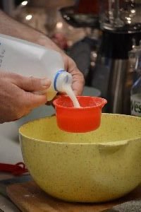 127 add your milk in a seperate bowl_small