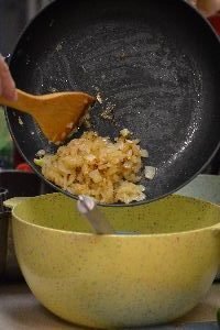 138 now add your sauteed onions_small