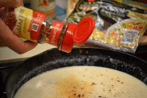 25 adding crushed red pepepr flakes_small