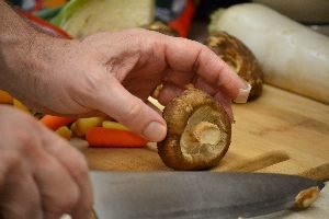 19 noodles slicing the end off the shitake mushrooms_small