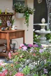 A potting bench and fountain_small