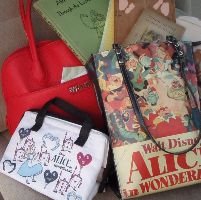 Alice shopping_small