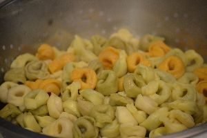 drain the colorful pasta_small