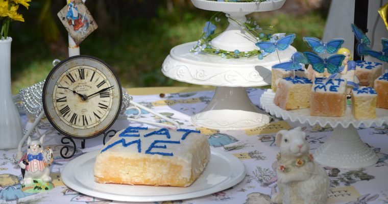 Our Alice In Wonderland “Eat Me” Cakes