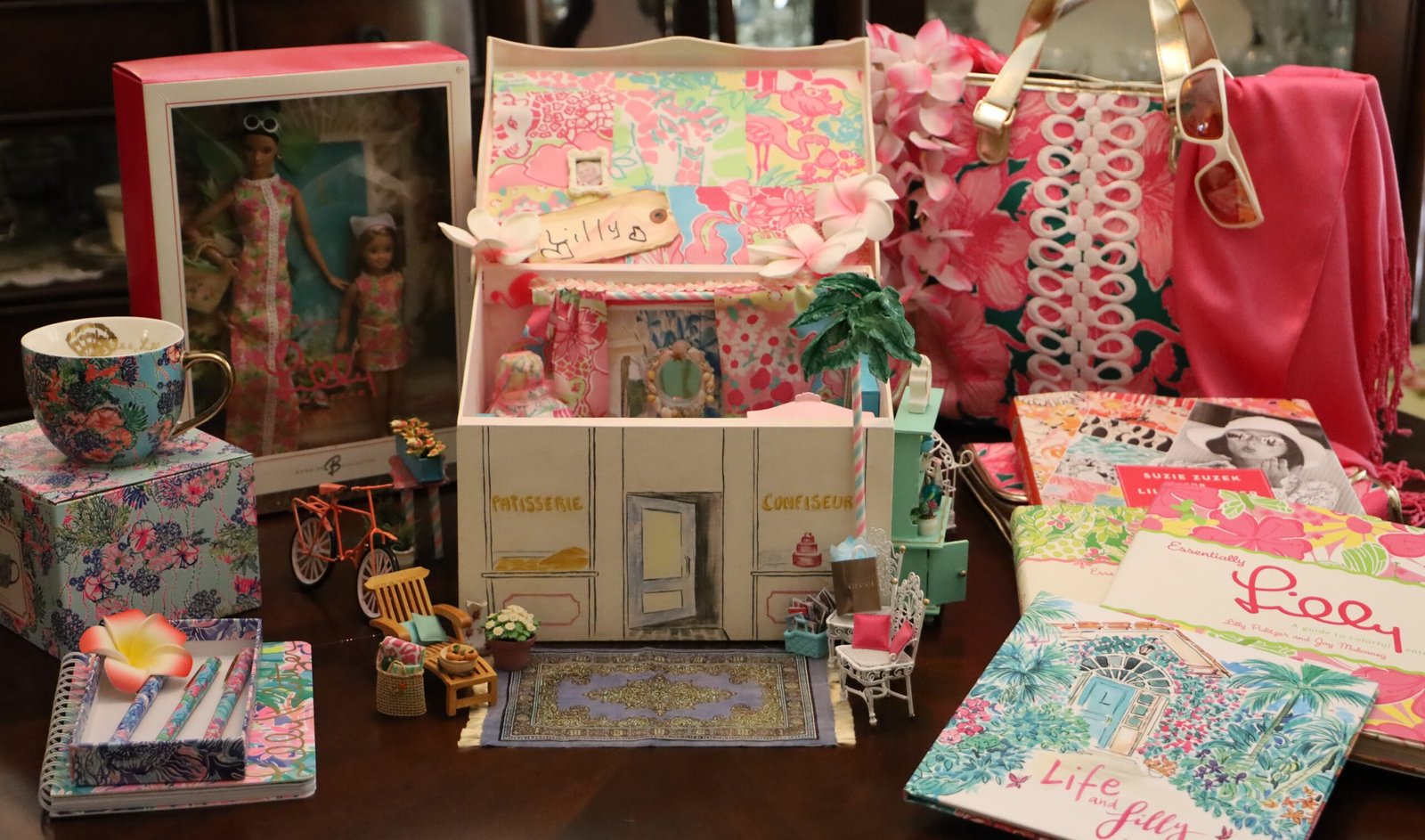 Lilly Pulitzer (The Barefoot Queen of Pink and Green)